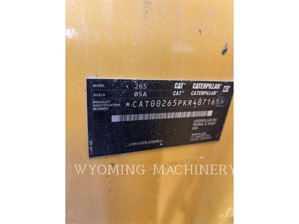 CAT 265 لوادر انزلاقية التوجيه