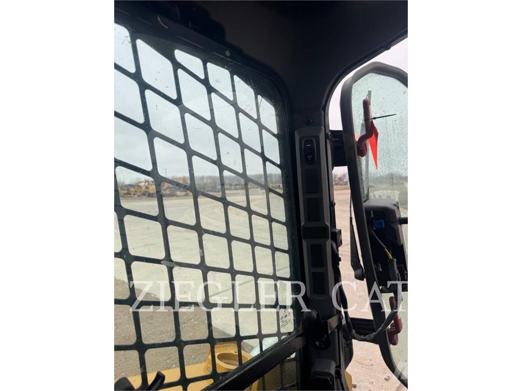 CAT 265 لوادر زحافة