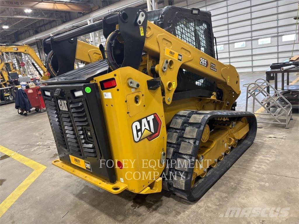CAT 26505SC لوادر انزلاقية التوجيه
