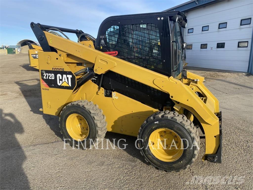 CAT 272D لوادر انزلاقية التوجيه