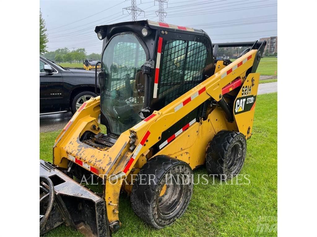 CAT 272D2 لوادر انزلاقية التوجيه
