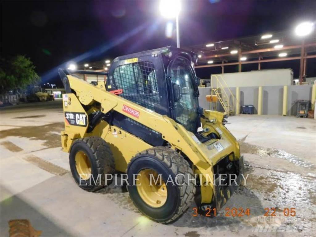 CAT 272D2 XHP لوادر انزلاقية التوجيه