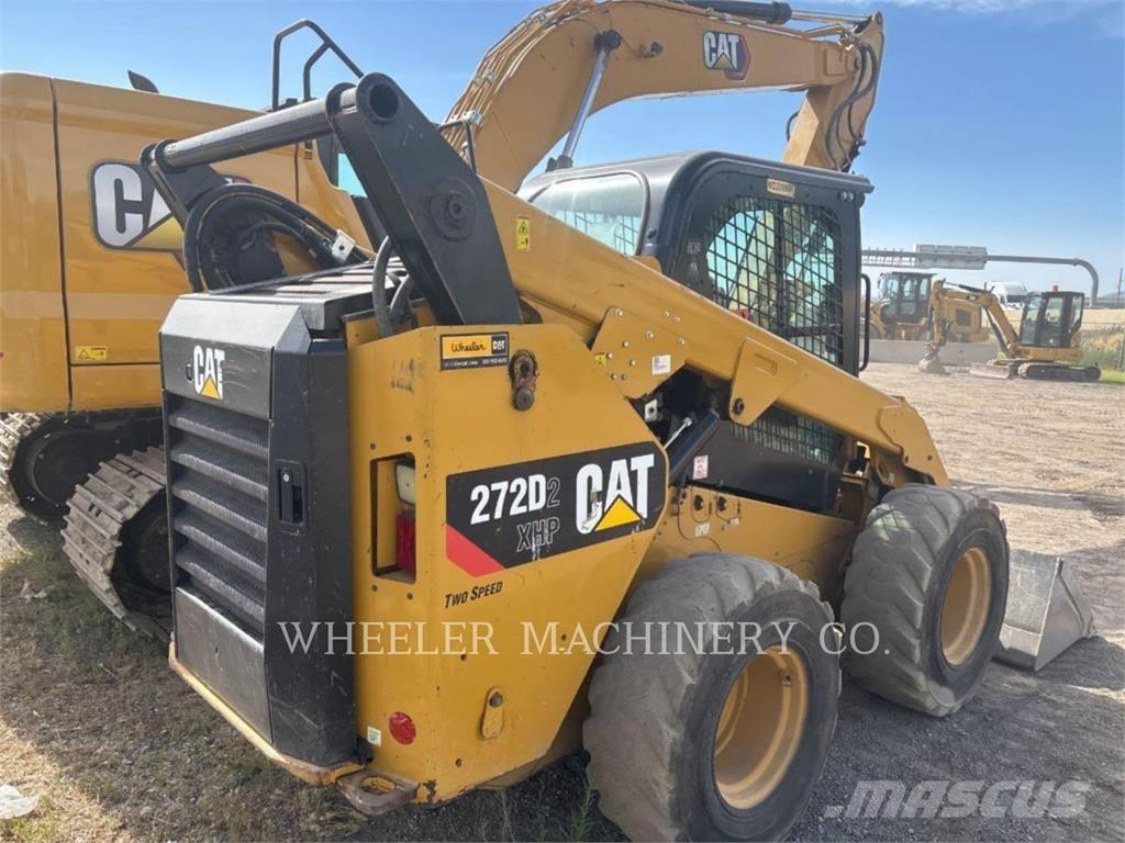 CAT 272D2C3XHP لوادر انزلاقية التوجيه