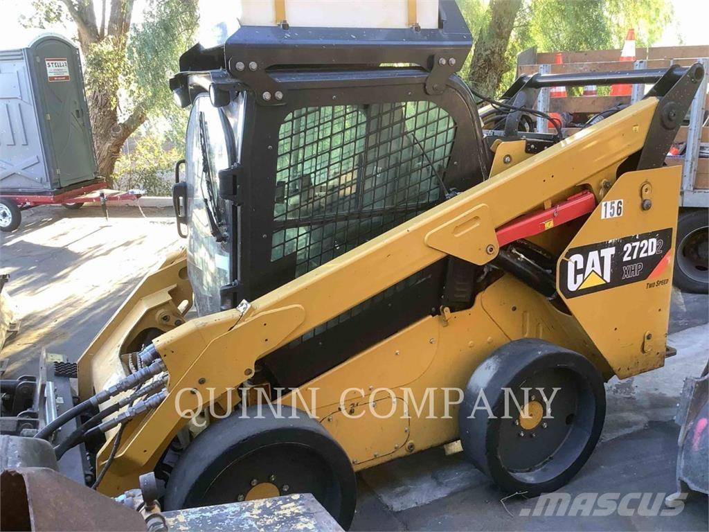 CAT 272D2XHP لوادر انزلاقية التوجيه