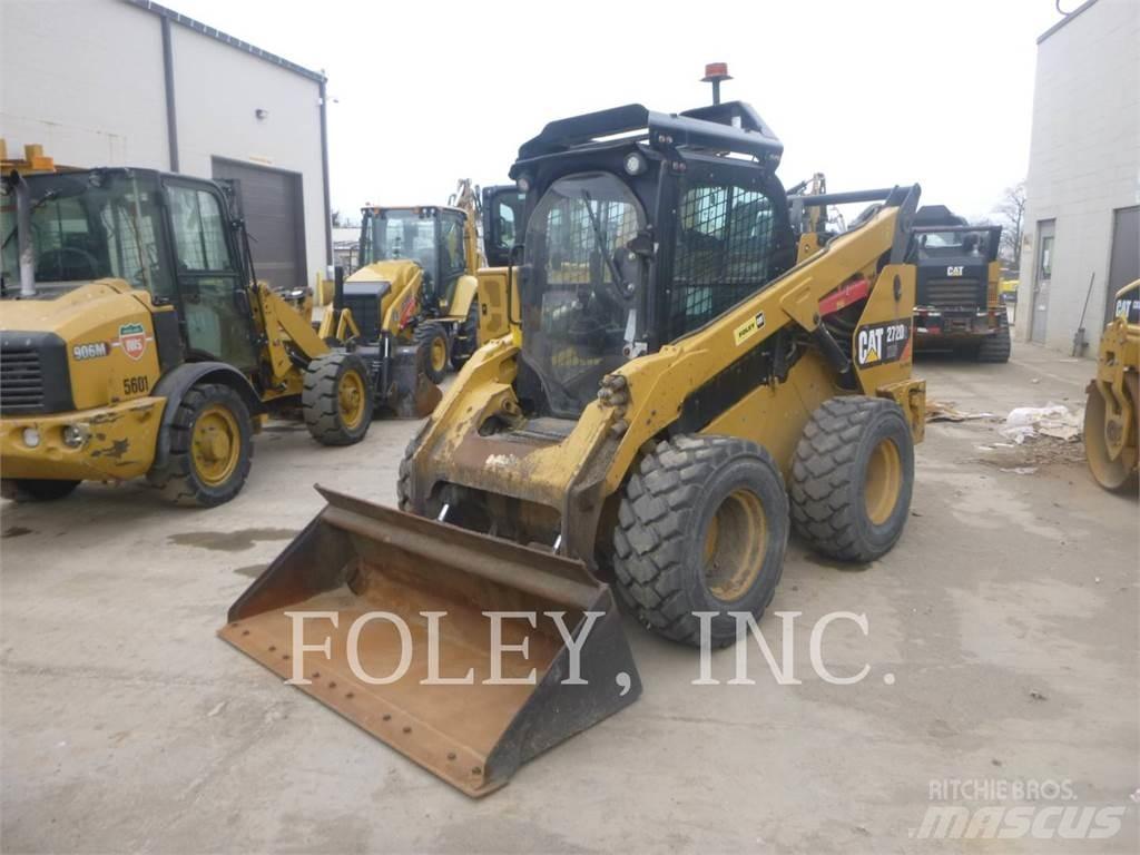 CAT 272D2XHP لوادر انزلاقية التوجيه