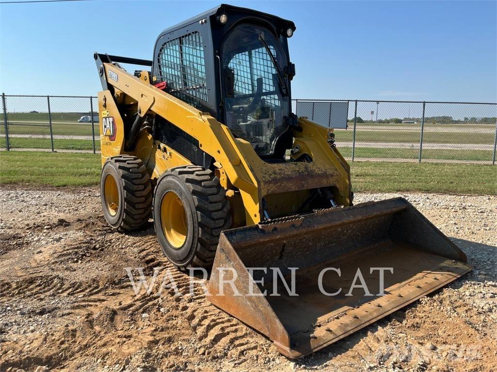 CAT 272D3 C3H1 لوادر انزلاقية التوجيه