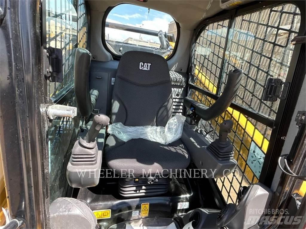 CAT 272D3 C3H2 لوادر انزلاقية التوجيه