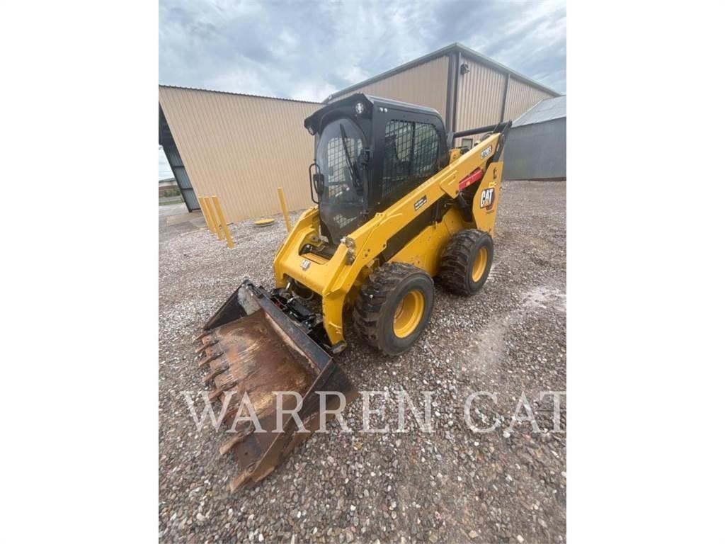 CAT 272D3 C3H3 لوادر انزلاقية التوجيه