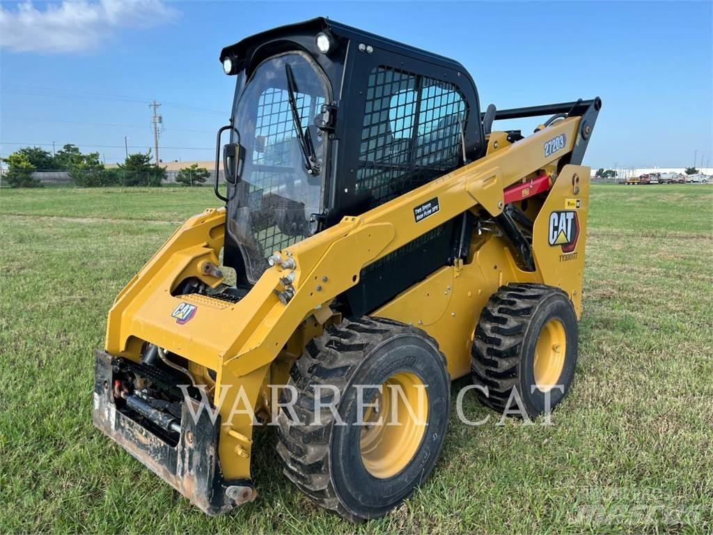 CAT 272D3 C3H3 لوادر انزلاقية التوجيه