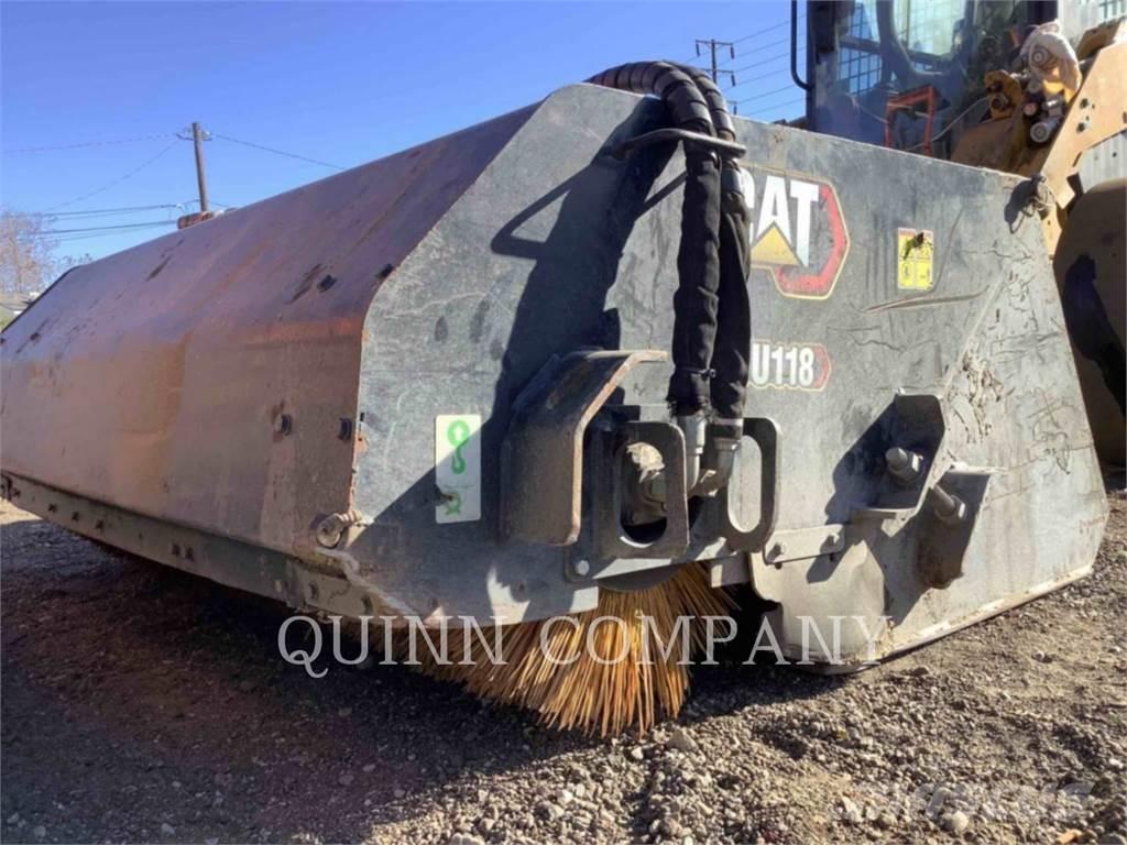 CAT 272D3XE لوادر انزلاقية التوجيه