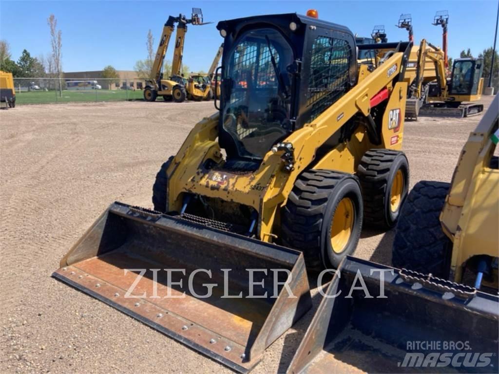 CAT 272D3XE لوادر انزلاقية التوجيه