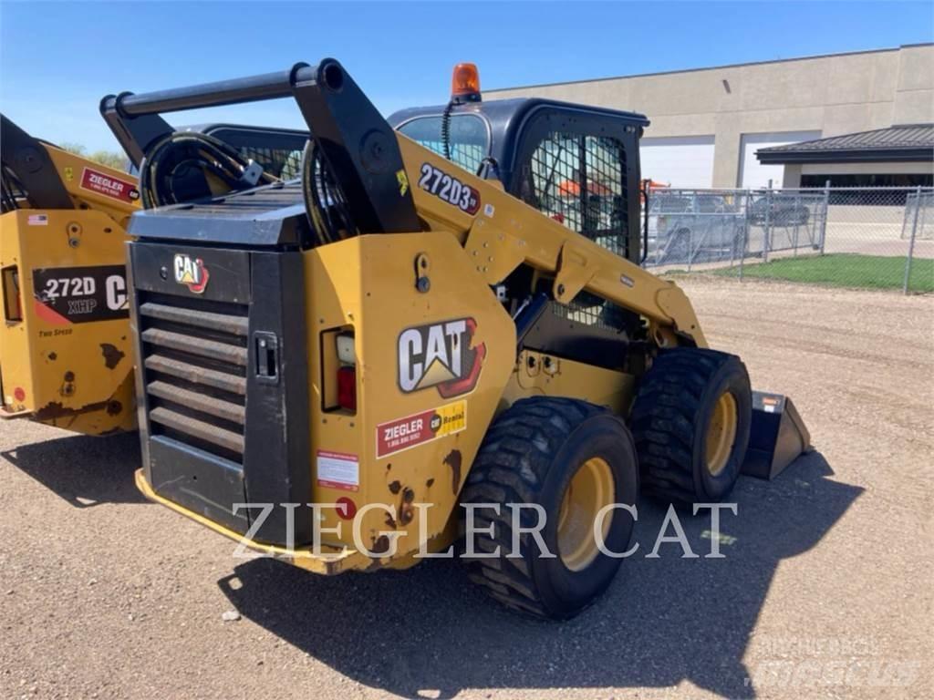 CAT 272D3XE لوادر انزلاقية التوجيه