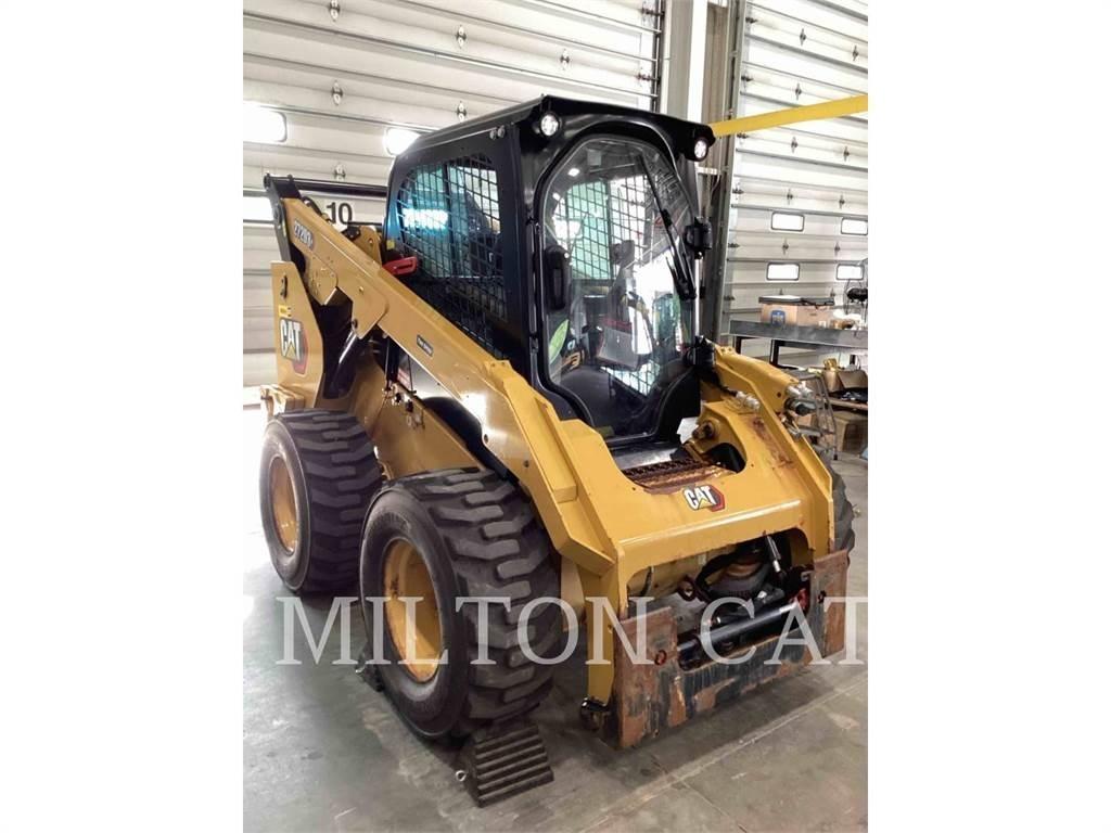 CAT 272D3XE لوادر انزلاقية التوجيه