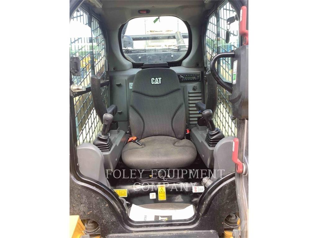 CAT 272D3XPS2C لوادر انزلاقية التوجيه