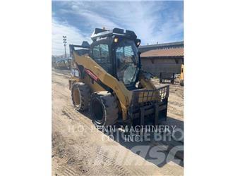 CAT 272DXHP لوادر انزلاقية التوجيه