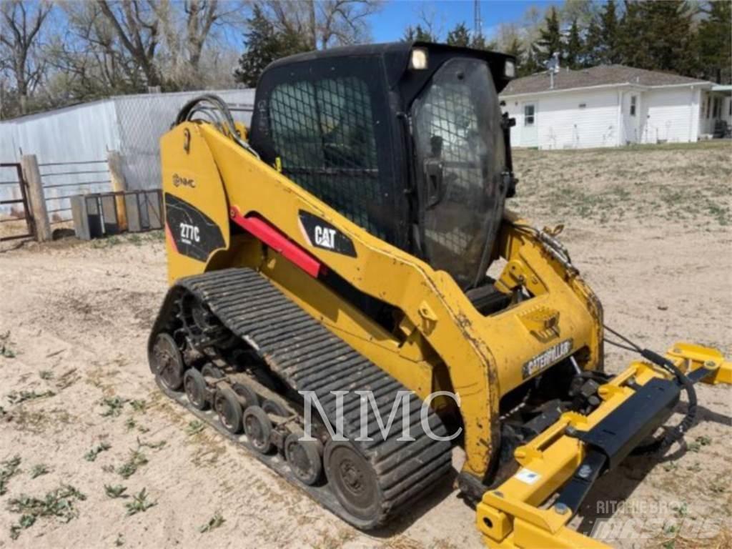 CAT 277C لوادر انزلاقية التوجيه