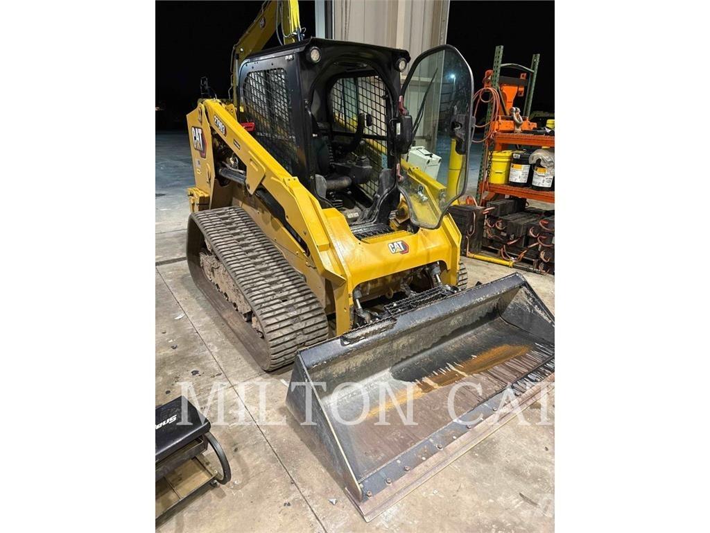 CAT 279D 3 لوادر انزلاقية التوجيه