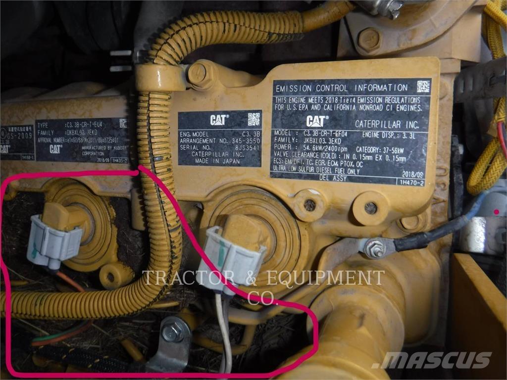 CAT 279D H2CB لوادر انزلاقية التوجيه