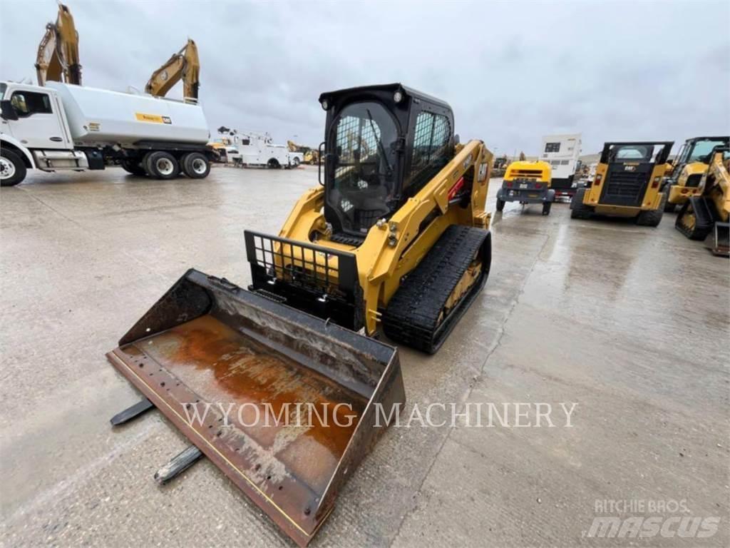 CAT 279D3 لوادر انزلاقية التوجيه