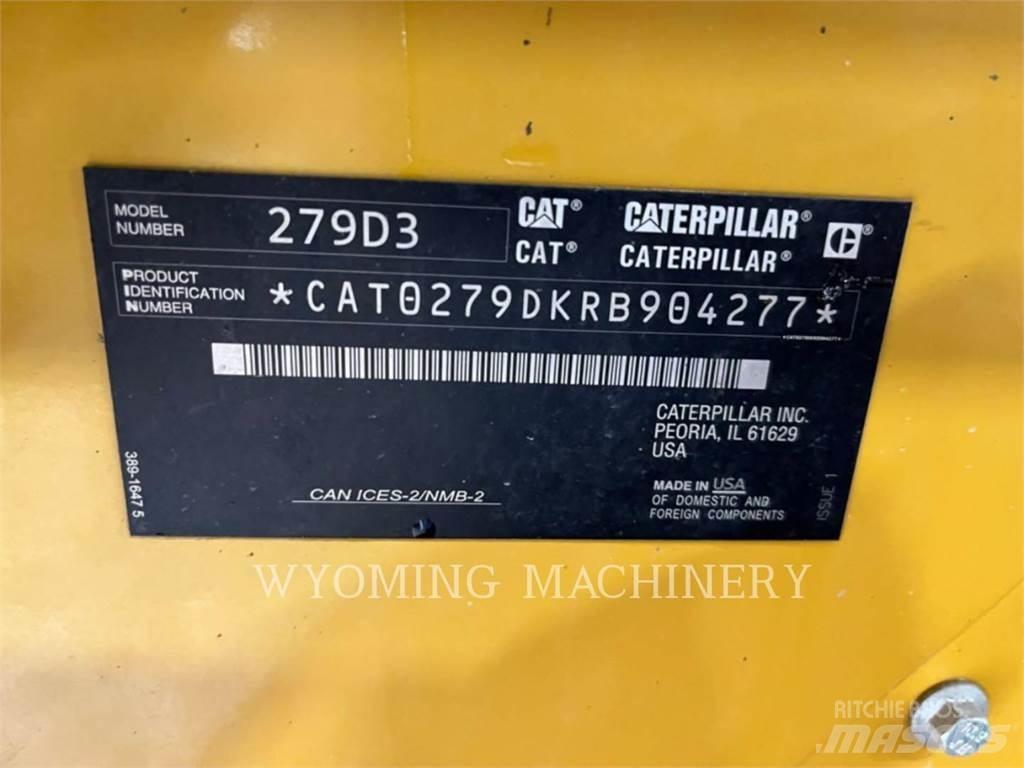 CAT 279D3 لوادر انزلاقية التوجيه
