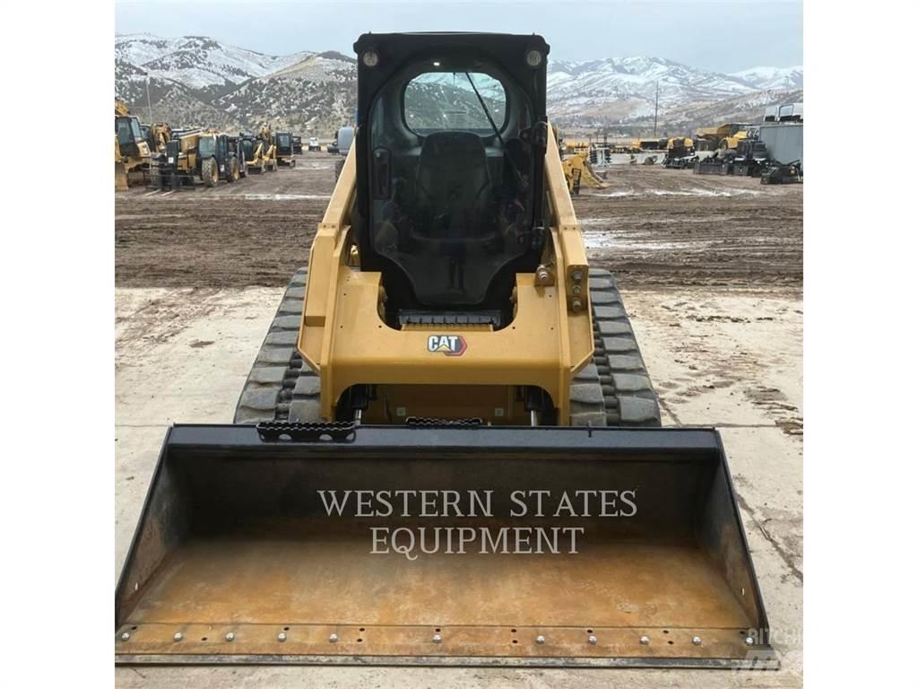 CAT 279D3 لوادر انزلاقية التوجيه