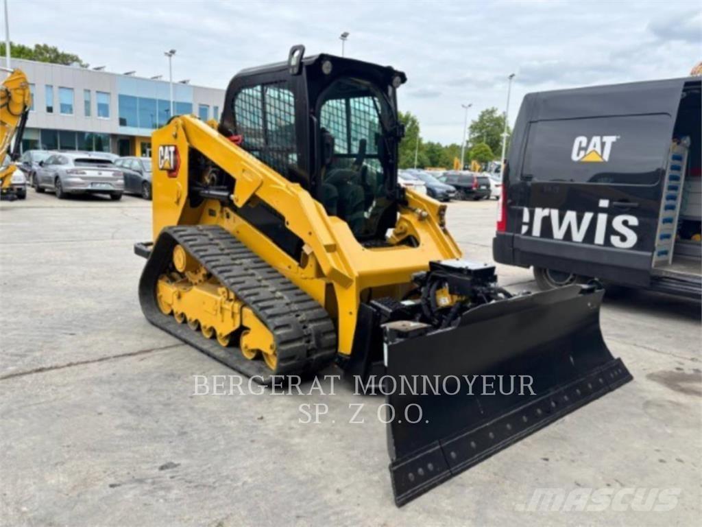 CAT 279D3 لوادر زحافة