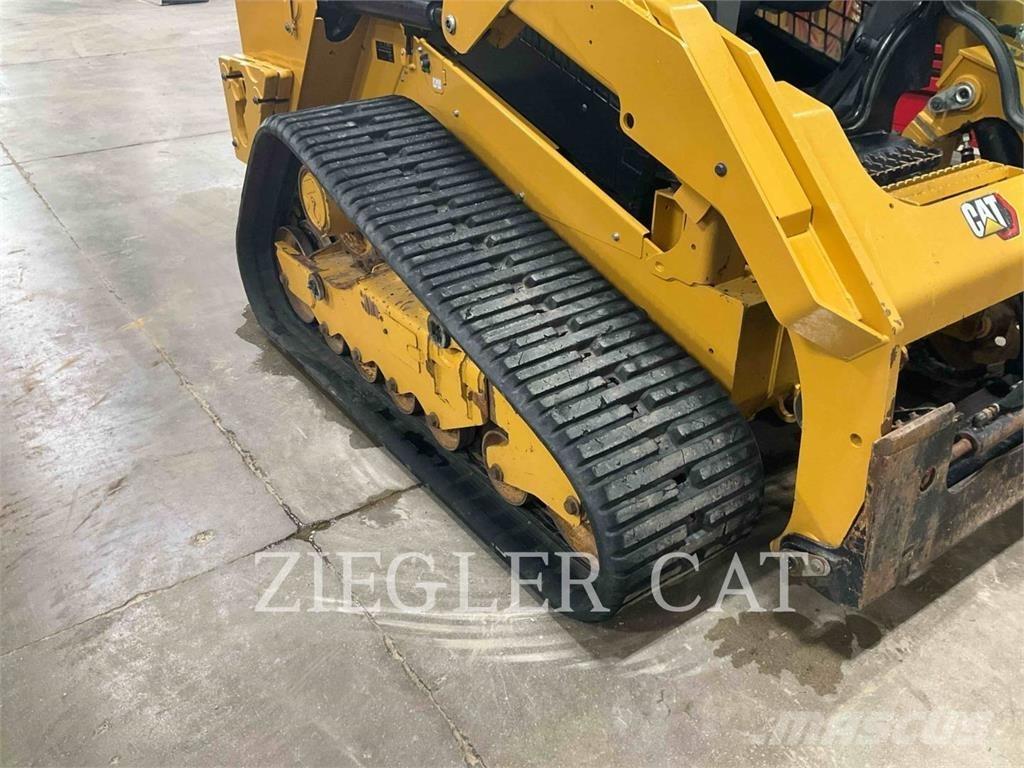 CAT 279D3 لوادر زحافة