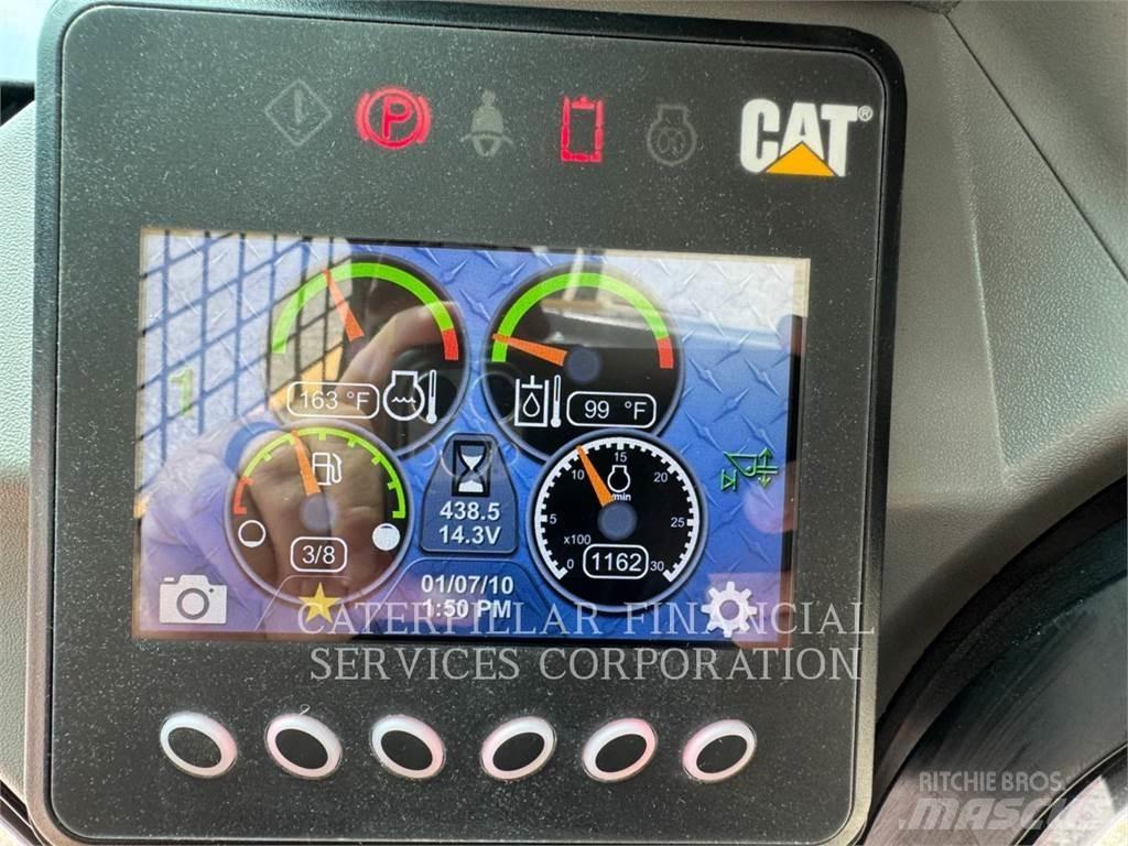 CAT 289D3 لوادر زحافة