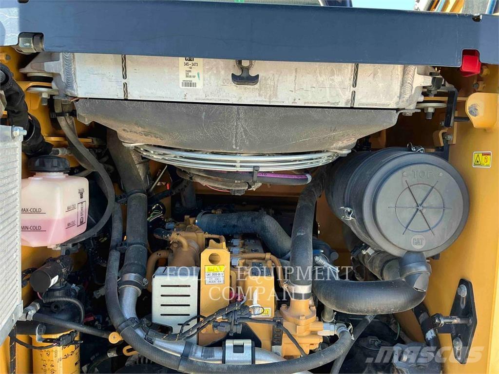 CAT 289D3XPS2C لوادر انزلاقية التوجيه