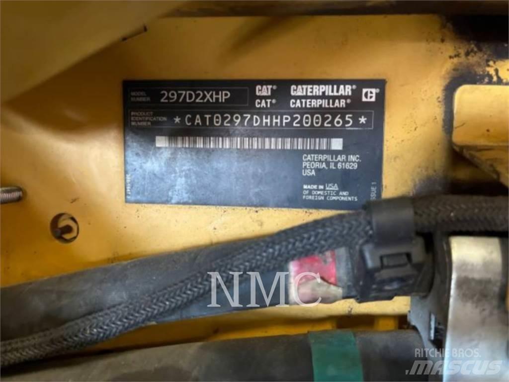 CAT 297D2 XHP لوادر انزلاقية التوجيه