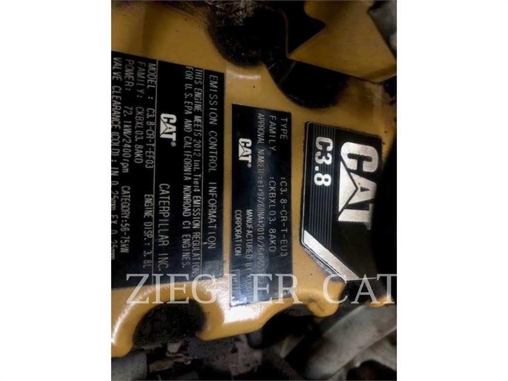 CAT 299D لوادر زحافة