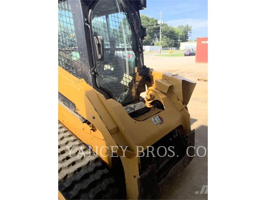CAT 299D لوادر انزلاقية التوجيه