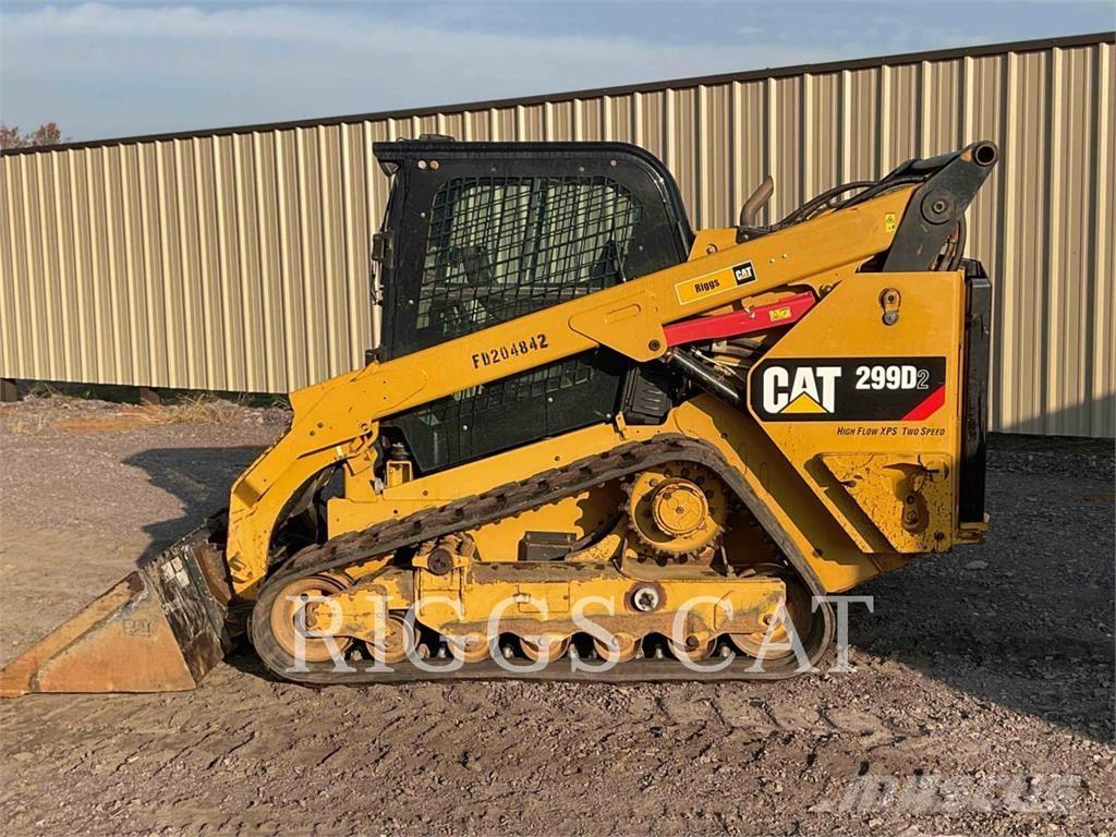 CAT 299D AH لوادر انزلاقية التوجيه