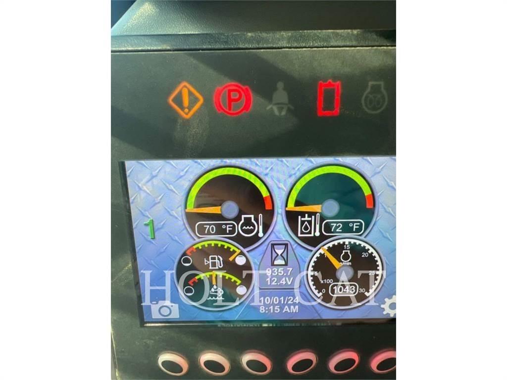CAT 299D CAB لوادر انزلاقية التوجيه
