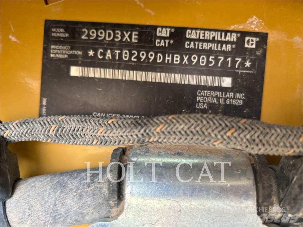 CAT 299D XHP لوادر انزلاقية التوجيه
