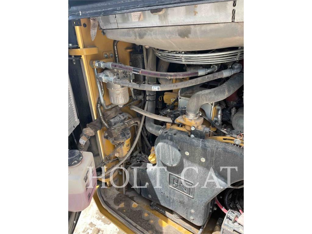 CAT 299D XHP لوادر انزلاقية التوجيه