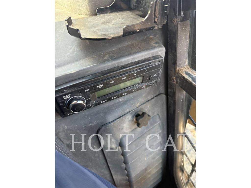 CAT 299D XHP لوادر انزلاقية التوجيه