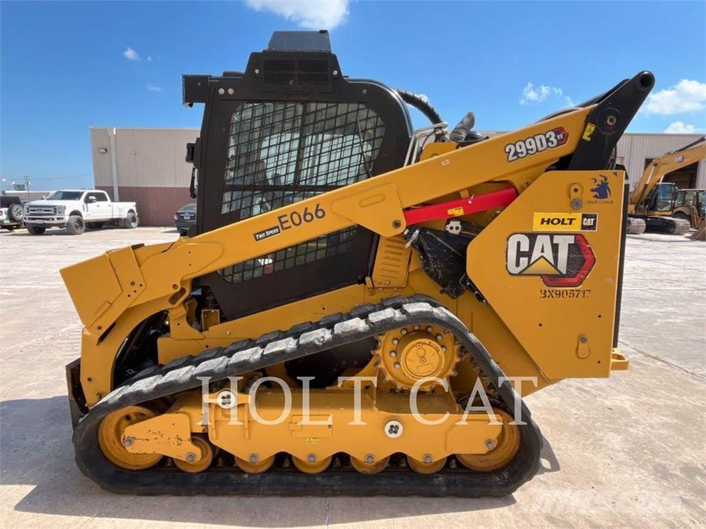 CAT 299D XHP لوادر انزلاقية التوجيه
