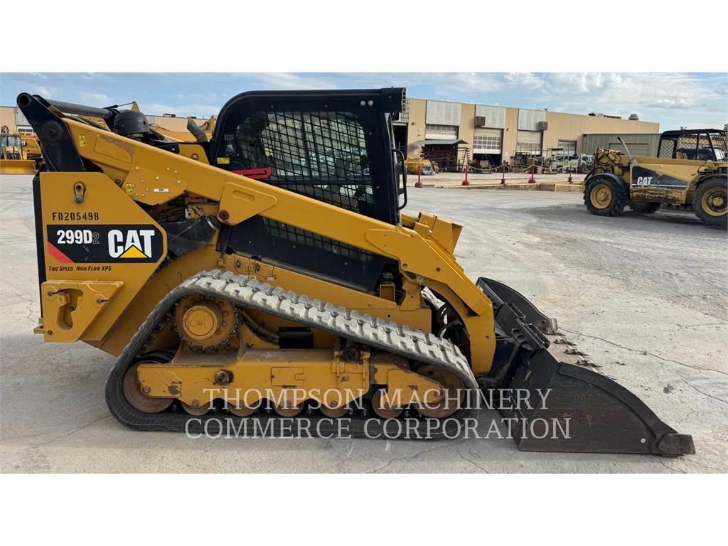 CAT 299D2 لوادر زحافة