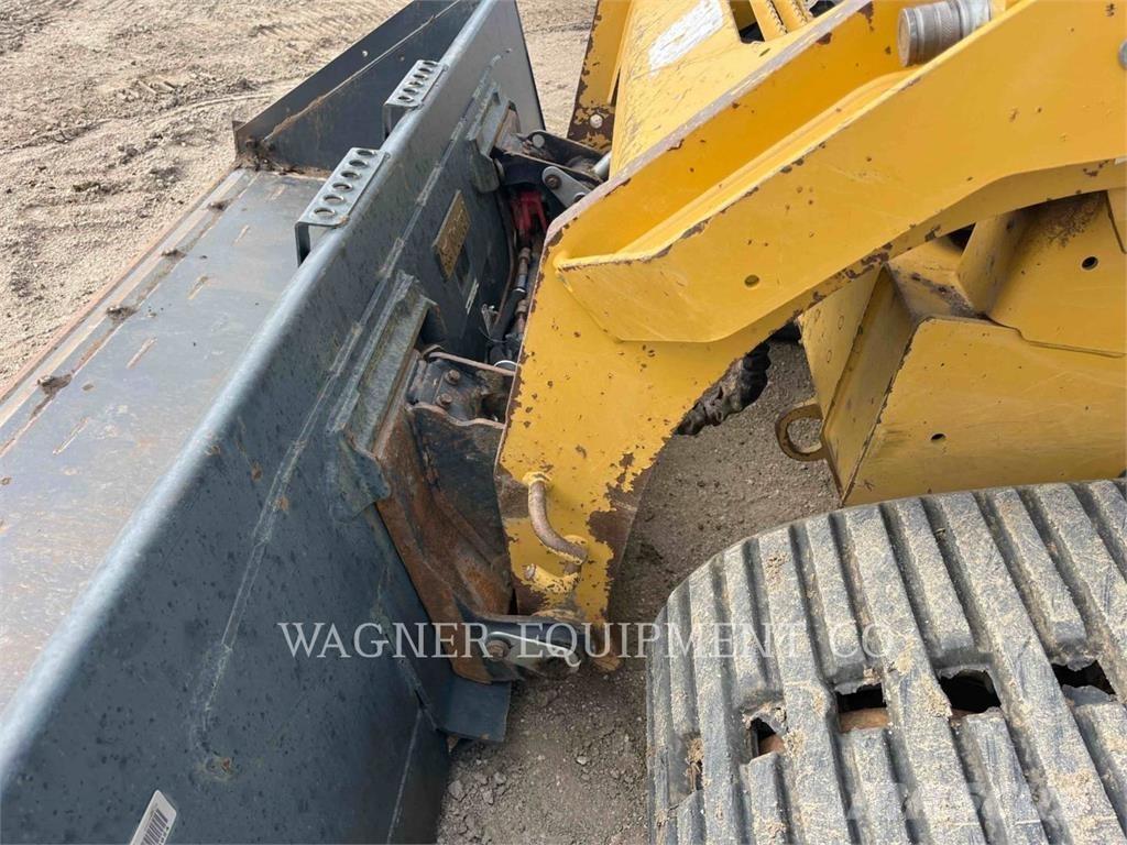 CAT 299D2 لوادر زحافة