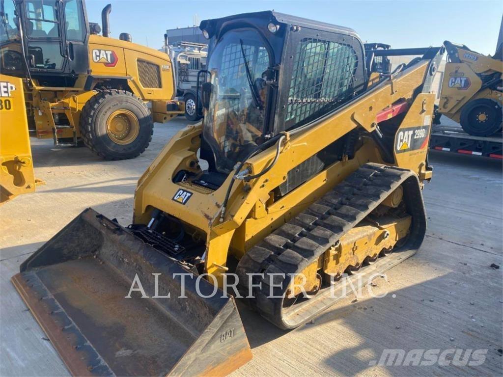 CAT 299D2 لوادر انزلاقية التوجيه