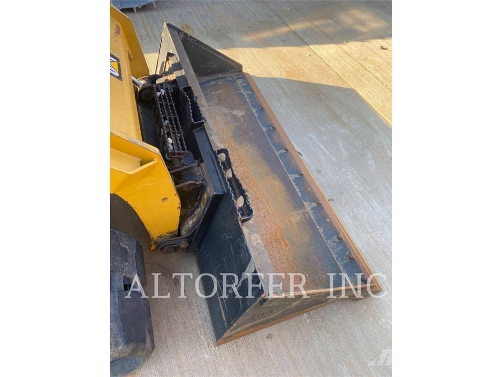 CAT 299D2 لوادر انزلاقية التوجيه