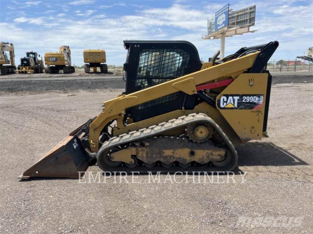 CAT 299D2 CA لوادر انزلاقية التوجيه