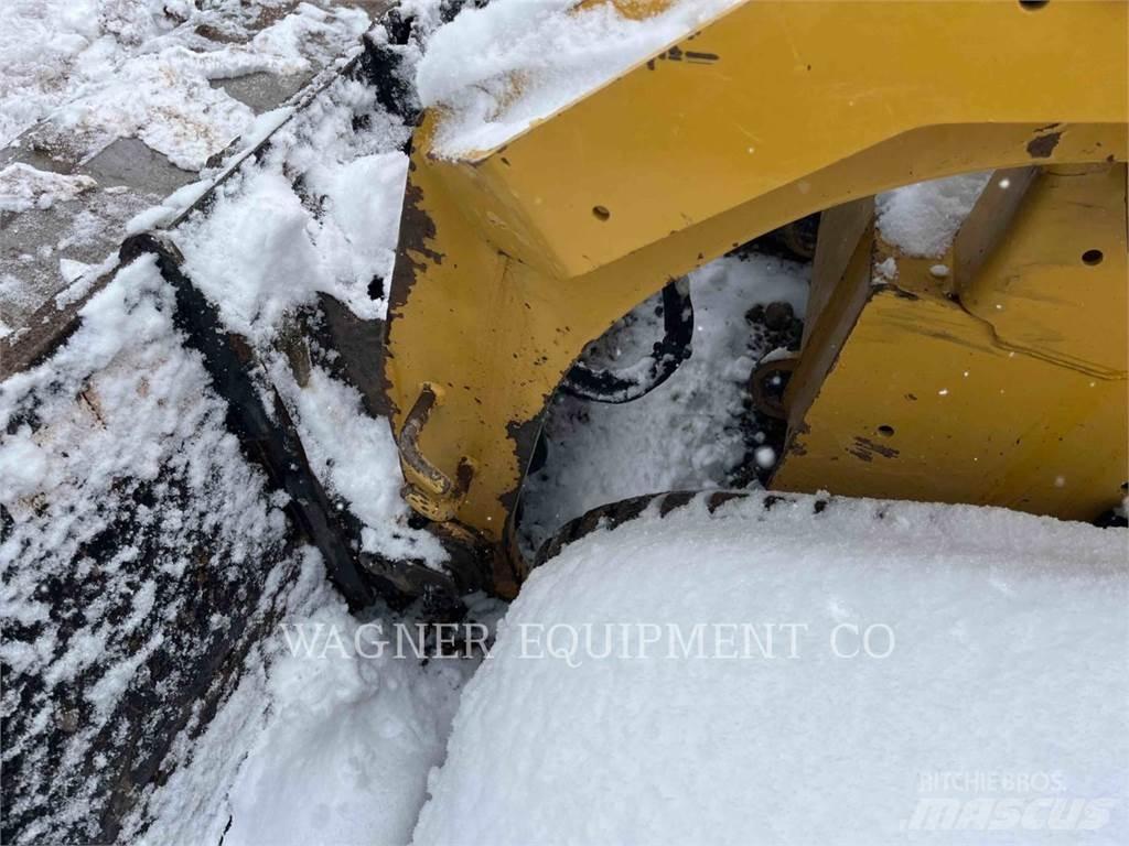 CAT 299D2 HF لوادر زحافة