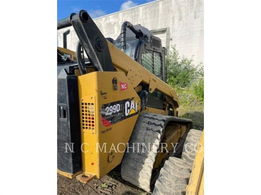 CAT 299D2 XHP لوادر انزلاقية التوجيه