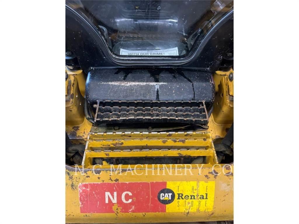CAT 299D2 XHP لوادر انزلاقية التوجيه