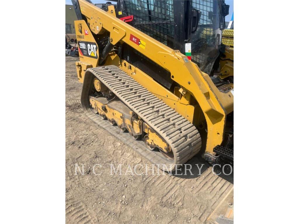CAT 299D2 XHP لوادر انزلاقية التوجيه