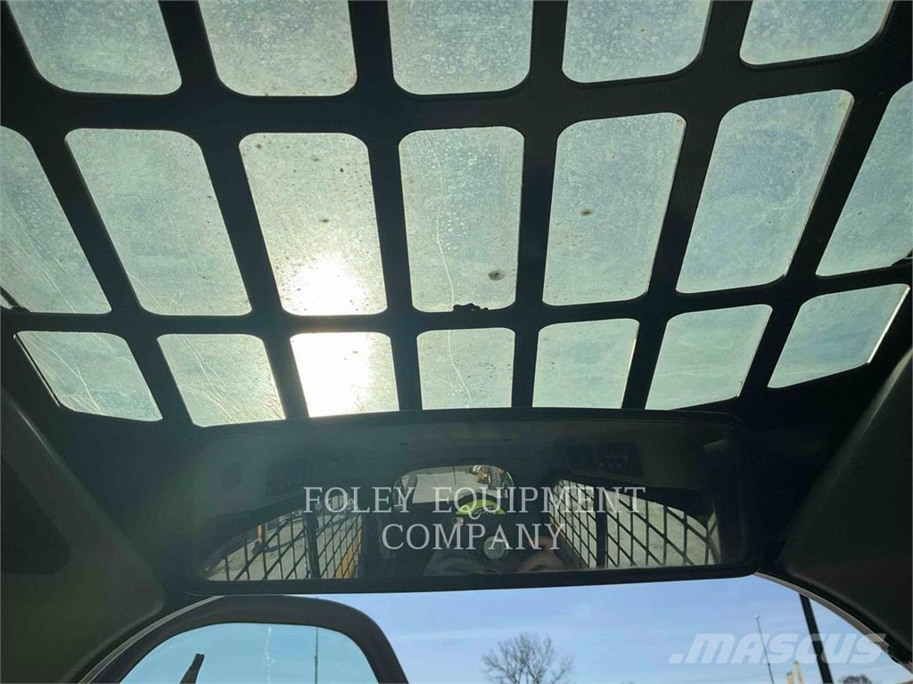 CAT 299D2STD2C لوادر انزلاقية التوجيه