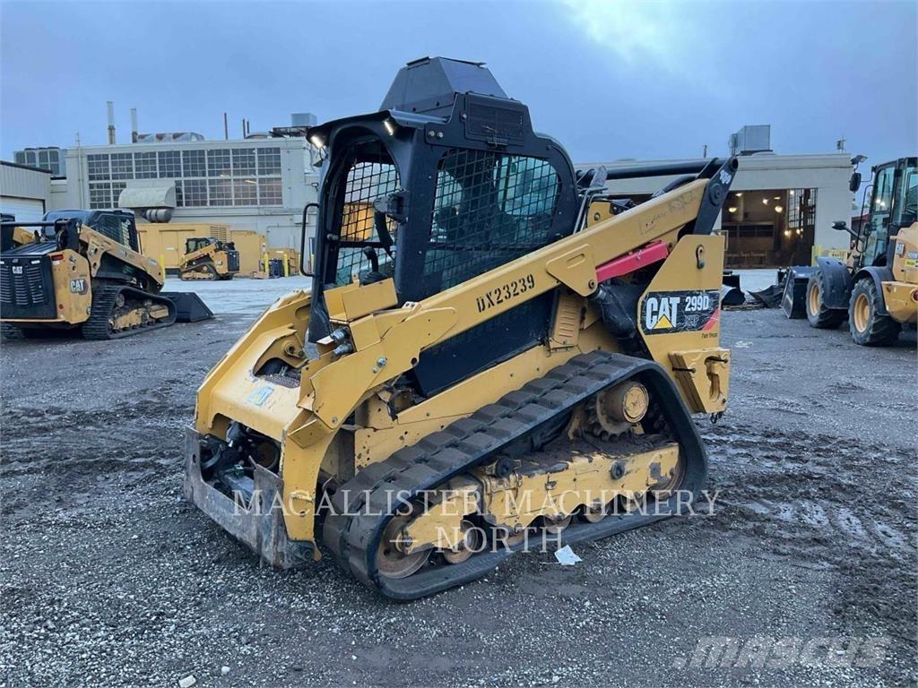 CAT 299D2XHP لوادر انزلاقية التوجيه