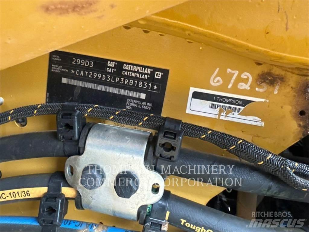 CAT 299D3 لوادر زحافة